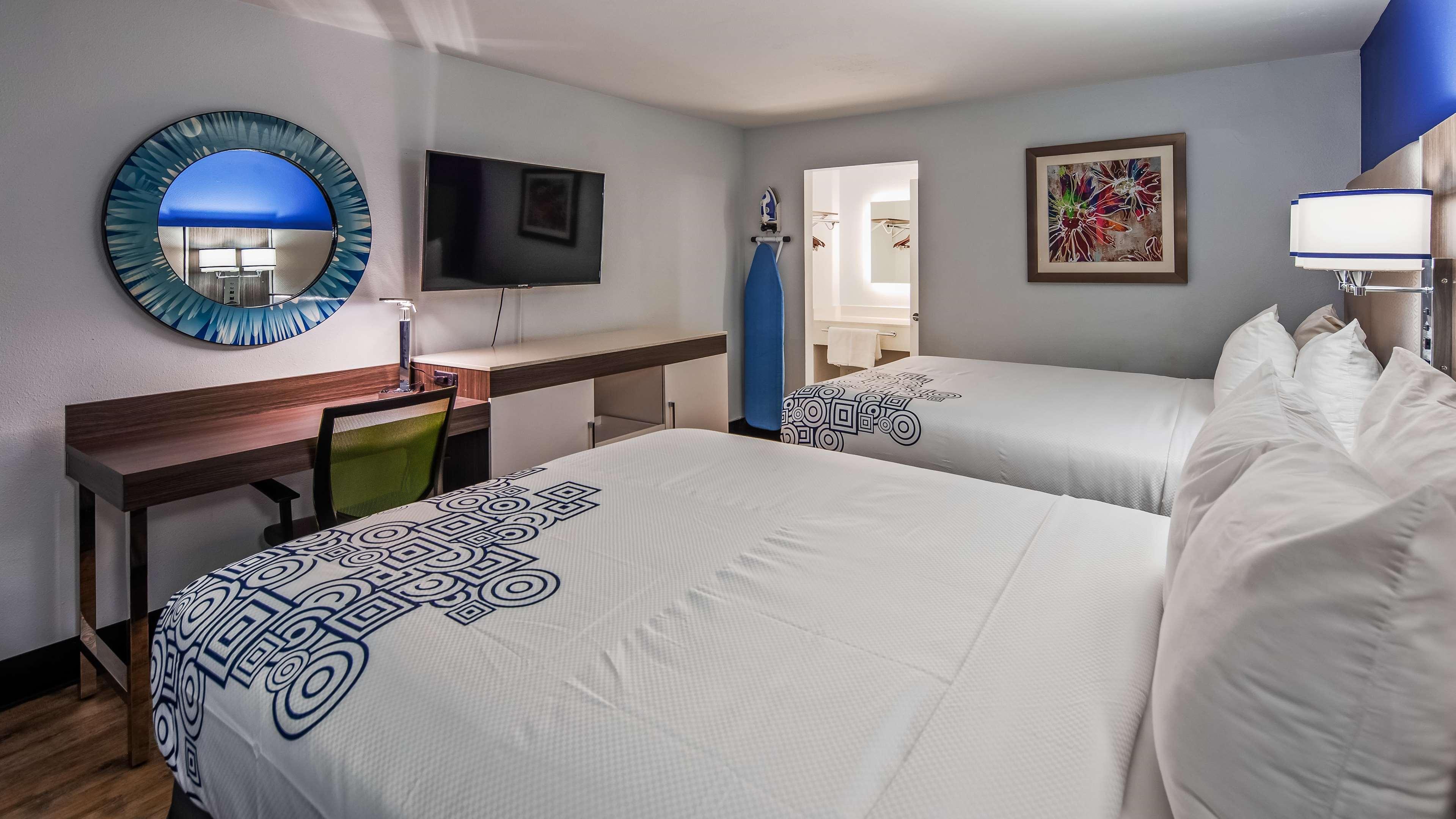 Surestay Plus Hotel By Best Western Sacramento Cal Expo Exterior photo